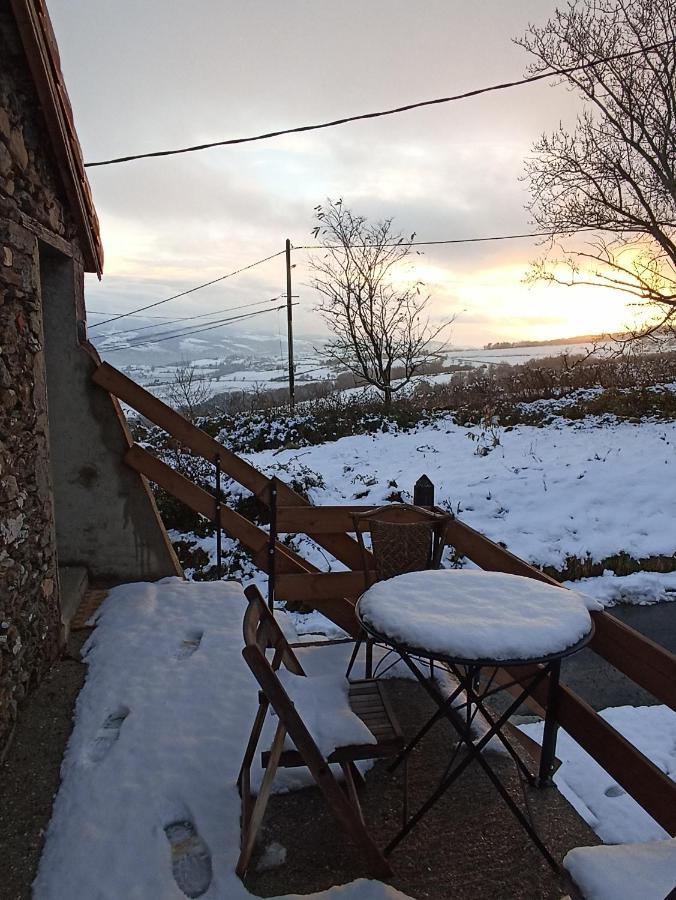 Gites De La Glaciere Saint-Chamond Exterior photo